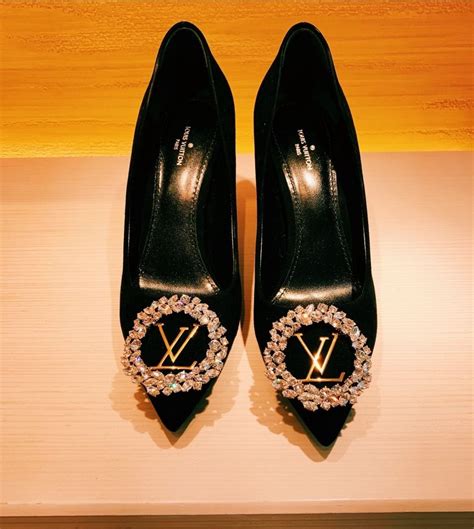 lv white heels|louis vuitton heels diamonds.